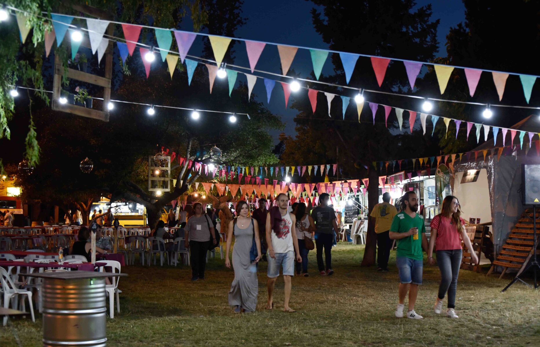 patio-de-comidas-fiesta-de-la-cerveza-godoy-cruz-1
